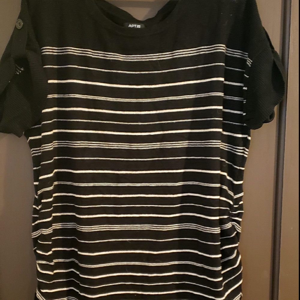 ✈ LAST CHANCE: Striped short sleeve sweater